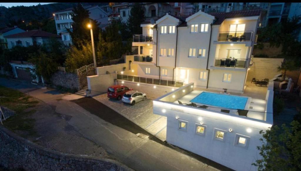 Apartment Karamba