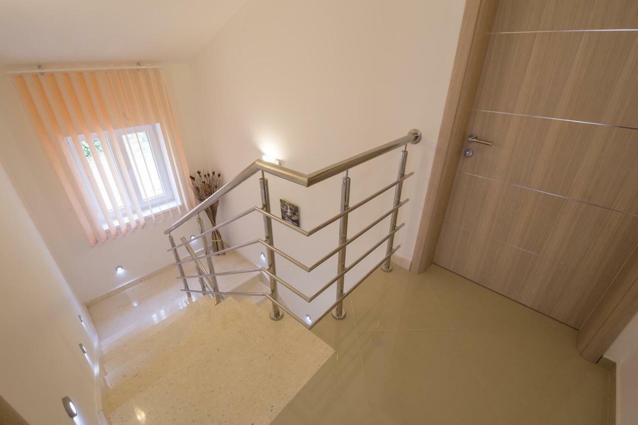 Apartment Karamba *